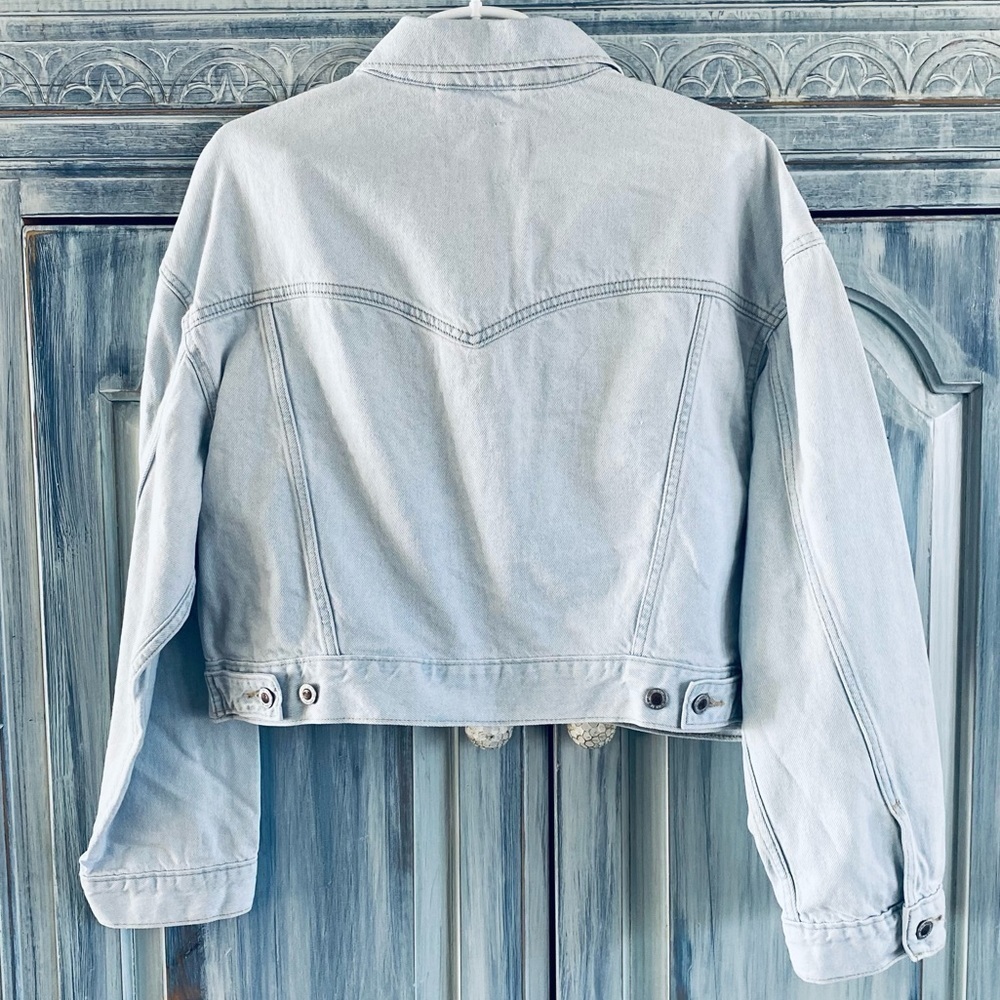 WOMEN'S Levi's® Silvertab™ Cropped Trucker Jean Jacket - Picture 5 of 15